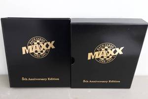 lot 289 image: Maxx Race Cards 1992 Card Set in Binder