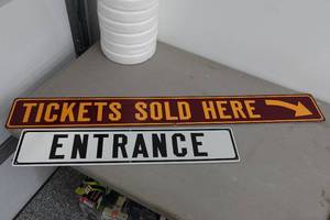 lot 300 image: 2 Signs - Look to be from U of M Event