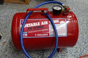 lot 311 image: 5 Gallon Portable Air Tank