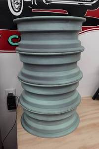 lot 318 image: Steel 15 x 6 Wheels - 1957 Chevrolet