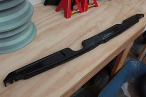lot 320 image: 1957 Chevrolet Bel Air Hood Support Cross Brace