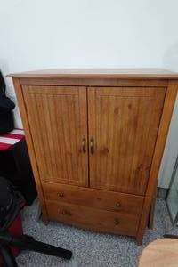 lot 330 image: 2-Drawer Wardrobe