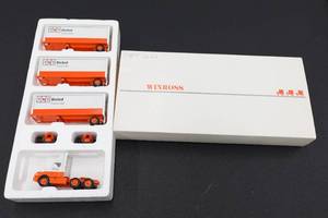 lot 371 image: Winross TNT Reddway Semi Truck and Trailer 164 Scale Replica