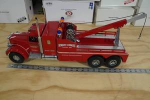 lot 3 image: Smith Miller Howard Sommers Towing Inc Tow Truck Quality Metal Replica