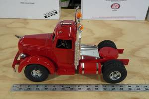 lot 15 image: Smith Miller Semi Truck Quality Metal Replica