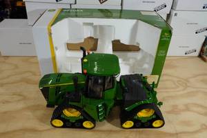 lot 30 image: Ertl John Deere 9620RX Tractor 116 Die Cast Replica