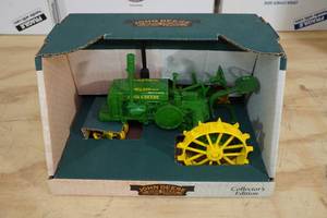 lot 50 image: Ertl John Deere 1931 GP Tractor 116 Scale Replica