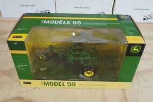 lot 58 image: Specast John Deere 1948 Model 55 3 Bottom Plow 116 Scale Replica