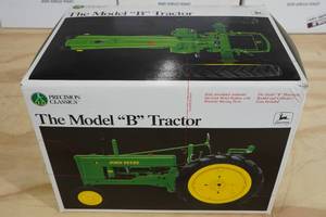 lot 71 image: Ertl Precision Classics John Deere The Model B Tractor 116 Scale Replica