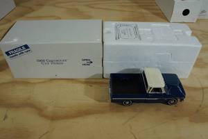 lot 113 image: Danbury Mint 1966 Chevrolet C10 Pickup 118 Scale Replica