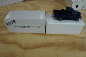 lot 115 image: Danbury Mint 1953 Blue Chevrolet Pickup 118 Scale Replica