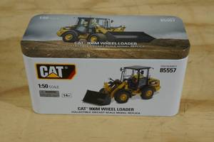 lot 154 image: CAT 906M Wheel Loader 150 Scale Replica