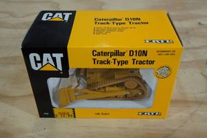 lot 155 image: Ertl Caterpillar D10N Track-Type Tractor 150 Scale Replica