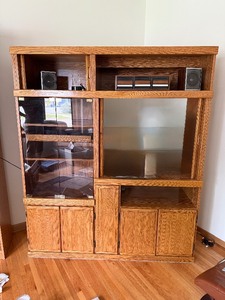 lot 426Q image: Wood Entertainment Center with Contents