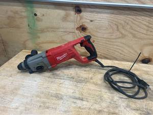 lot 113 image: MILWAUKEE 5262-21 SDS Plus 1 Rotary Hammer Drill