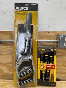 lot 121 image: Saw and Screwdriver Set