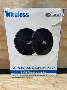 lot 131 image: Qi Wireless Charging Pads with 2 Wall Chargers