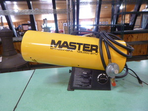 lot 29 image: Master Propane Forced-Air Torpedo Heater