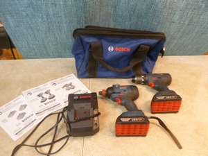 lot 34 image: 2 Bosch Power Tools