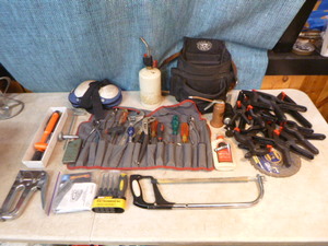 lot 42 image: Garage Tools