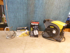 lot 43 image: Painting Equipment