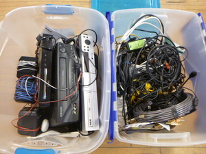 lot 46 image: Electronic Items