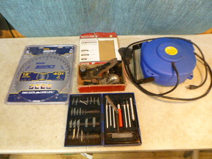 lot 53 image: Garage Tools