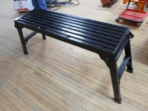 lot 81 image: Aluminum Ladder Platform