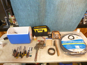 lot 93 image: Garage Items