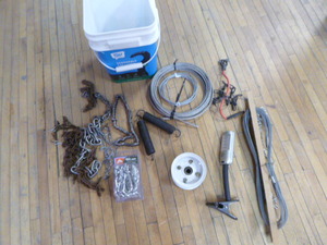 lot 94 image: Garage Items