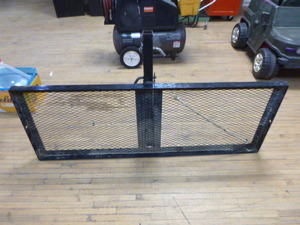 lot 75 image: Hitch Cargo Carrier