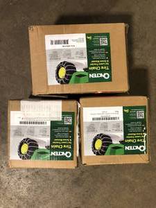 lot 20 image: Lot of 20x8x8, 20x8x10 in. 2-Link Tire Chains with Tensioners Replace Peerless 1062656, Zinc Plated Chains, Set of 2 by OAKTEN Customer Returns See Pictures