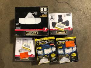 lot 30 image: Lot of Assorted Lighting Various Models and Conditions    Customer Returns See Pictures