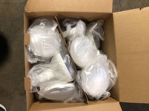 lot 21 image: 75-Watt Equivalent BR40 Dimmable LED Light Bulb Daylight (12-Pack)  Customer Returns See Pictures