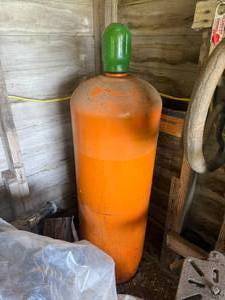 lot 12 image: Propane Tank