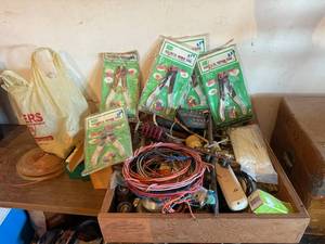 lot 142 image: Electrical Supplies