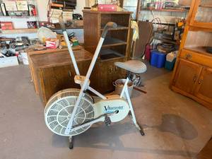 lot 148 image: Vitamaster Exercise Bike