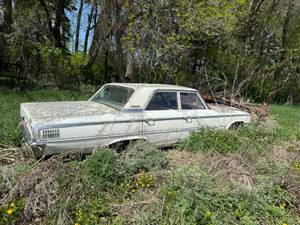 lot 4 image: 1963 Ford Galaxie 500