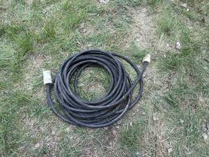 lot 47 image: Heavy Extension Cord