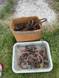 lot 88 image: Traps