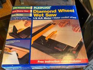 lot 109 image: Diamond Wheel Wet Saw