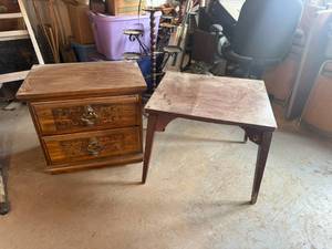 lot 158 image: End Table & Swivel Top Table