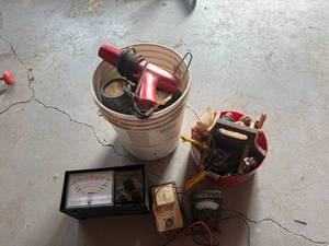 lot 168 image: Hardware & Testers