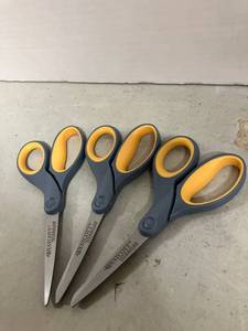 lot 134 image: Westcott Titanium Scissors