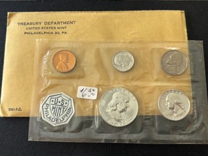 lot 15 image: 1961 Proof Set
