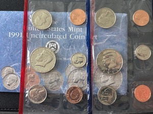 lot 165 image: 1991 P & D Mint Set