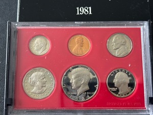 lot 141 image: 1981-S Proof Set