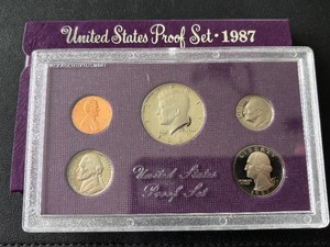 lot 144 image: 1987 Proof Set