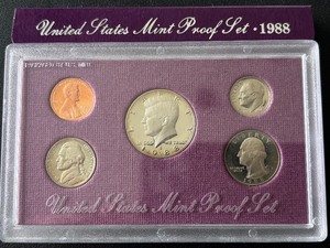 lot 145 image: 1988 Proof Set