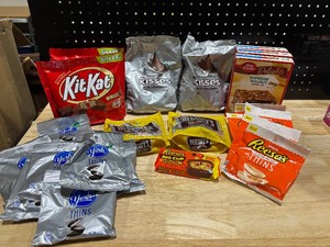 lot 54 image: Assorted Candy